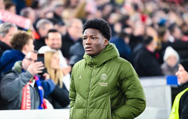 Axel Tape Paris Saint Germain looks on before the UEFA Champions League 2024 25 League Phase MD8 match between VfB Stuttgart and Paris Saint Germain at MHPArena on January 29, 2025 in Stuttgart, Germany Photo by Silas Schueller DeFodi Images Defodi 738 738 VFBPSG 20250129 323 Defodi-738