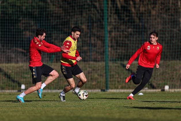 30.01.2025 BIALYSTOK (POLAND) PILKA NOZNA (FOOTBALL) TRENING JAGIELLONIA BIALYSTOK NZ LEON FLACH DUSAN STOJINOVIC FOTO KAMIL SWIRYDOWICZ CYFRASPORT NEWSPIX.PL --- Newspix.pl POLAND OUT!  250130CSKS091
