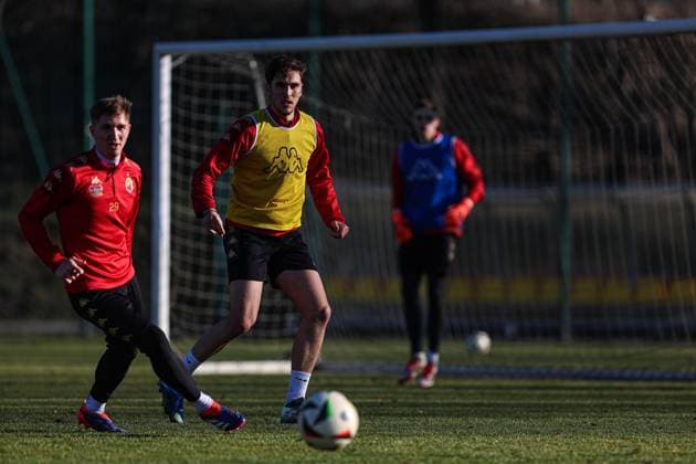 30.01.2025 BIALYSTOK (POLAND) PILKA NOZNA (FOOTBALL) TRENING JAGIELLONIA BIALYSTOK NZ DMITROS RETSOS FOTO KAMIL SWIRYDOWICZ CYFRASPORT NEWSPIX.PL --- Newspix.pl POLAND OUT!  250130CSKS135