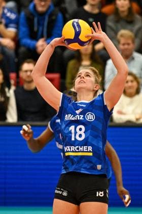 DVL Allianz MTV Stuttgart Dresdner SC 30 01 2025 DVL, Volleyball, 1 Bundesliga, Women, Season 2024 25, Allianz MTV Stuttgart in blue , against Dresdner SC in white red , Pia Kästner, Copyright: xBEAUTIFULxSPORTS TomxBlochx