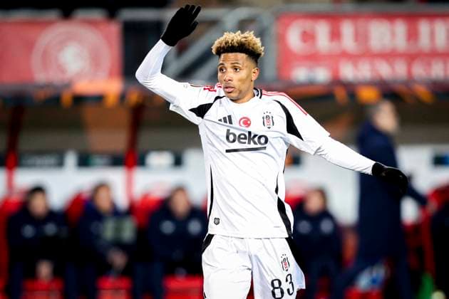 2025-01-30 FC Twente v Besiktas JK - UEFA Europa League 2024 25 League Phase MD8 ENSCHEDE, NETHERLANDS - JANUARY 30: Gedson Fernandes of Besiktas JK gestures during the UEFA Europa League 2024 25 League Phase MD8 match between FC Twente and Besiktas JK at De Grolsch Veste on January 30, 2025 in Enschede, Netherlands. Enschede De Grolsch Veste Netherlands Content not available for redistribution in The Netherlands directly or indirectly through any third parties. Copyright: xPeterxLousx