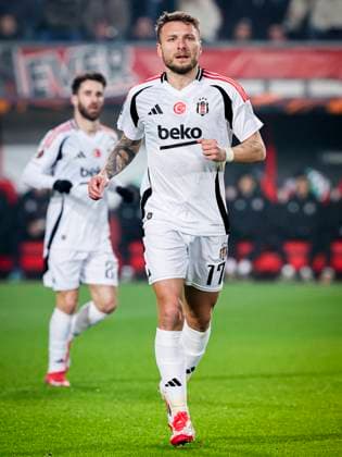 2025-01-30 FC Twente v Besiktas JK - UEFA Europa League 2024 25 League Phase MD8 ENSCHEDE, NETHERLANDS - JANUARY 30: Ciro Immobile of Besiktas JK looks on during the UEFA Europa League 2024 25 League Phase MD8 match between FC Twente and Besiktas JK at De Grolsch Veste on January 30, 2025 in Enschede, Netherlands. Enschede De Grolsch Veste Netherlands Content not available for redistribution in The Netherlands directly or indirectly through any third parties. Copyright: xPeterxLousx