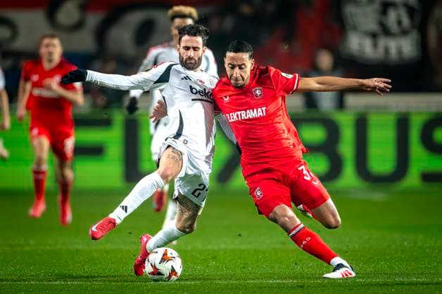 Besiktas JK forwarder Rafa Silva, FC Twente defender Anass Salah Eddine during the match Twente Besiktas at the Grolsch Veste for the UEFA Europa League League phase Matchday 8 season 2024 2025 in ENSCHEDE, Netherlands on 30 january 2025, photo by Marcel van Dorst EYE4images Defodi 746 212109 Defodi-746