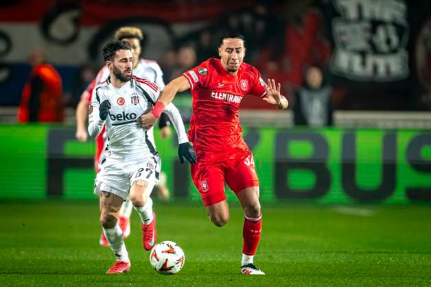 Besiktas JK forwarder Rafa Silva, FC Twente defender Anass Salah Eddine during the match Twente Besiktas at the Grolsch Veste for the UEFA Europa League League phase Matchday 8 season 2024 2025 in ENSCHEDE, Netherlands on 30 january 2025, photo by Marcel van Dorst EYE4images Defodi 746 212113 Defodi-746