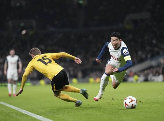 Son Heung-Min of Tottenham Hotspur is tripped by Simon Hedlund of IF Elfsborg Tottenham Hotspur v Elfsborg, UEFA Europa League, Group Stage, Football, Tottenham Hotspur Stadium, London, UK - 30 Jan 2025 EDITORIAL USE ONLY No use with unauthorised audio, video, data, fixture lists, club league logos or live services. Online in-match use limited to 120 images, no video emulation. No use in betting, games or single club league player publications.  Copyright: xJedxLeicester Shutterstockx 15122183g