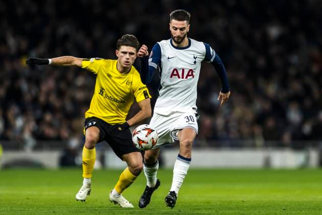 250130 Besfort Zeneli of Elfsborg and Rodrigo Bentancur of Tottenham Hotspur during the UEFA Europa League football match between Tottenham Hotspur and Elfsborg on January 30, 2025 in London Photo Emma Wallskog BILDBYRAN COP 320 EW0477 fotboll football soccer fotball uefa europa league europa league tottenham hotspur elfsborg bbeng bbauto  Copyright: EMMAxWALLSKOG BB250130EW060