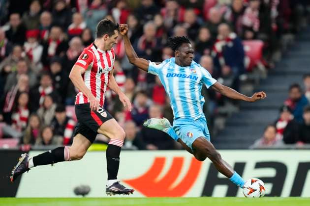 Athletic Club v FC Viktoria Plzen - UEFA Europa League 2024 25 League Phase MD8 Prince Kwabena Adu centre-forward of Viktoria Plzen and Ghana during the UEFA Europa League 2024 25 League Phase MD8 match between Athletic Club and FC Viktoria Plzen at Estadio de San Mames on January 30, 2025 in Bilbao, Spain. Bilbao Spain  Copyright: xJosexBretonx originalFilename:bretonhernandez-athletic250130_npz91.jpg