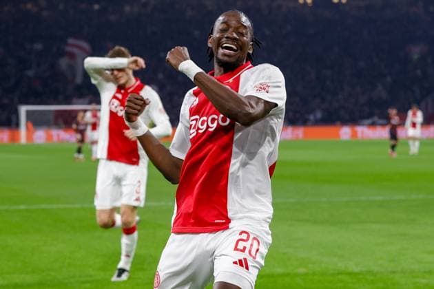 AMSTERDAM , 30-01-2025 , Johan Cruijff Arena , UEFA Europa League football , season 2024 2025, match between Ajax and Galatasaray , Ajax player Bertrand Traore scores the 1-0 Ajax - Galatasaray  x27627228x Copyright: