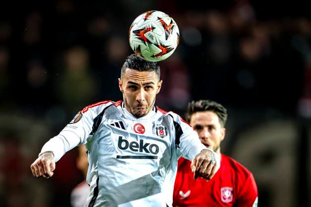 Besiktas JK defender Emirhan Topcu during the match Twente - Besiktas at the Grolsch Veste for the UEFA Europa League - League phase - Matchday 8 season 2024-2025 in ENSCHEDE, Netherlands on 30 january 2025, (photo by Marcel van Dorst EYE4images Defodi-746_212154 Defodi-746