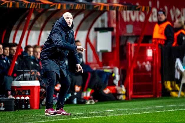FC Twente trainer Joseph Oosting during the match Twente Besiktas at the Grolsch Veste for the UEFA Europa League League phase Matchday 8 season 2024 2025 in ENSCHEDE, Netherlands on 30 january 2025, photo by Marcel van Dorst EYE4images Defodi 746 212161 Defodi-746