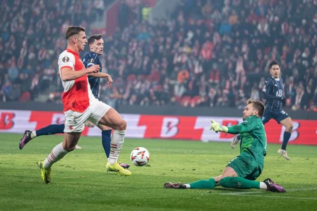 Daniel Fila in a scoring chance during UEFA Europa league match, SK Slavia Prague - Malmo FF , 30. january 2025, Fortuna Arena, Prague, Czech republic Copyright: xMICHALxFAJT,ZOSPORTU.SKx FAJ_2185