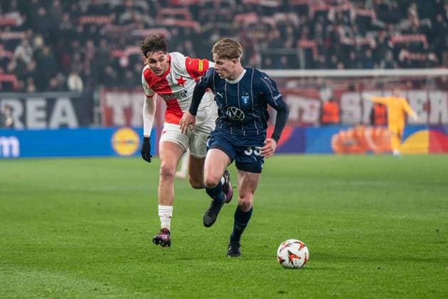Mojmir Chytil and Nils Zatterstrom during UEFA Europa league match, SK Slavia Prague - Malmo FF , 30. january 2025, Fortuna Arena, Prague, Czech republic Copyright: xMICHALxFAJT,ZOSPORTU.SKx FAJ_2191