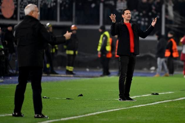 Claudio Ranieri, head coach of AS Roma, and Dino Toppmoller, head coach of Eintracht Frankfurt, gesture during the Europa League football match between AS Roma and Eintracht Frankfurtat Olimpico stadium in Rome (Italy), January 30, 2025. AndreaxStaccioli