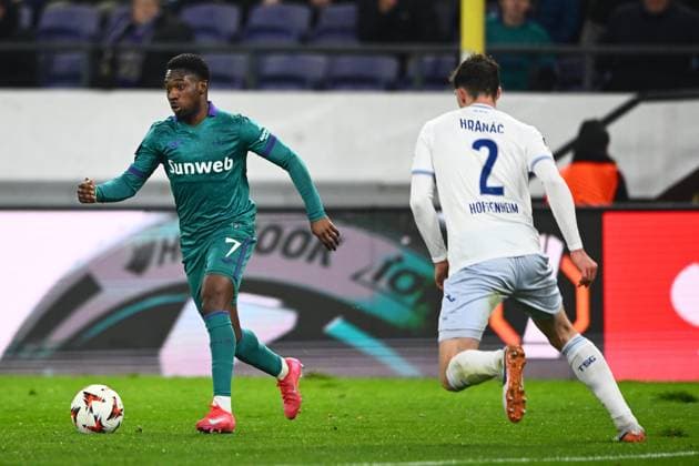 RSC Anderlecht v Hoffenheim - UEFA Europa League ANDERLECHT, BELGIUM - JANUARY 30 : Amuzu Francis midfielder of RSC Anderlecht, Sargis Adamyan of Hoffenheim during the UEFA Europa League 2024 25 League Phase MD8 match between RSC Anderlecht and Hoffenheim on January 30, 2025 in Anderlecht, Belgium, 30 01 2025 Anderlecht Belgium  Copyright: xGvgx