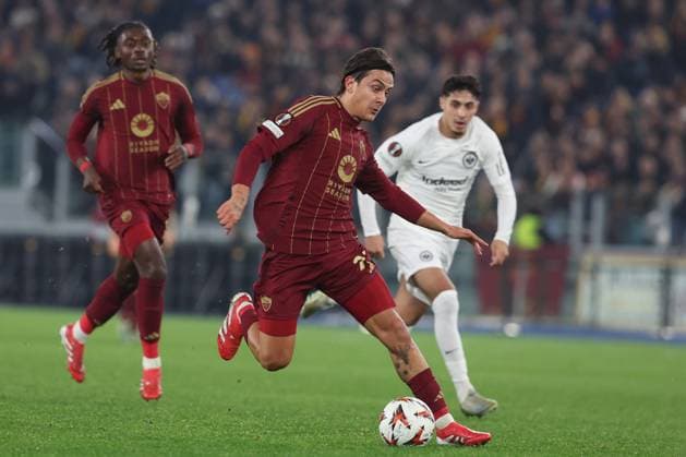Rome, Italy 30.01.2025: Paulo Dybala of Roma during the Uefa Europa League 2024-2025, football match between AS Roma vs Eintracht Frankfurt at Olympic Stadium in Rome.  Copyright: xMarcoxIacobucci IPAxSportx xipa-agency.netx xx IPA_53472771 IPA_Agency_IPA53472771
