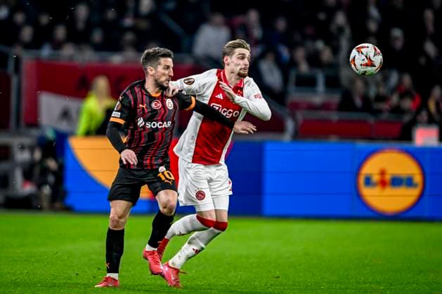 Galatasaray forward Dries Mertens, AFC Ajax Amsterdam midfielder Kenneth Taylor, during the match Ajax Galatasaray at the Johan Cruijff ArenA for the UEFA Europa League League phase Matchday 8 season 2024 2025 in AMSTERDAM, Netherlands on 30 januari 2025, photo by Stefan Koops EYE4images DeFodi Images Defodi 746 212177 Defodi-746