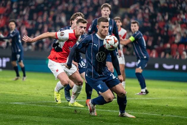 Busanello follows the ball during UEFA Europa league match, SK Slavia Prague - Malmo FF , 30. january 2025, Fortuna Arena, Prague, Czech republic Copyright: xMICHALxFAJT,ZOSPORTU.SKx FAJ_2456