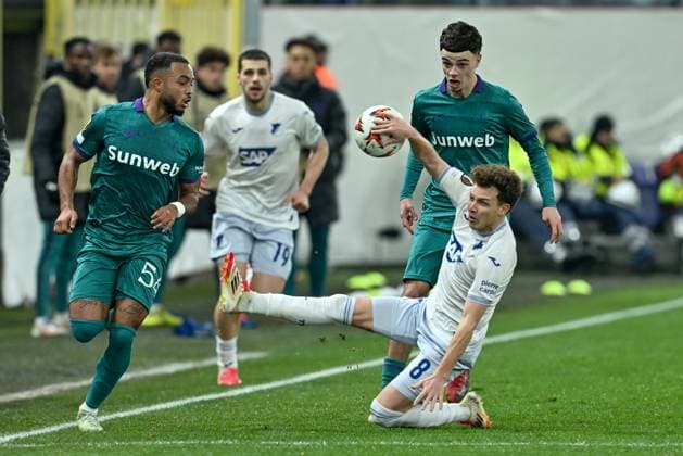 250130 RSC Anderlecht vs TSG Hoffenheim Killian Sardella (54) of Anderlecht, Tristan Degreef (83) of Anderlecht and Dennis Geiger (8) of Hoffenheim pictured during the league phase - matchday 8 game in the Uefa Europa League season 2024-2025 between Royal Sporting Club Anderlecht and TSG 1899 Hoffenheim from Germany on January 30 , 2025 in Anderlecht, Belgium. (Photo by David Catry Isosport) Anderlecht Belgium  Copyright: xDavidxCatryx 20250130DC2_0375