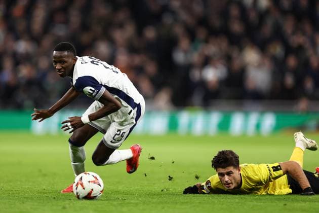Tottenham Hotspur v Elfsborg 30 Januar 2025, London Europa League Fußball Tottenham Hotspur v Elfsborg Pape Matar Sarr von Tottenham Hotspur Foto Jacques Feeney Abseits London UK  Copyright: xJacquesxFeeneyx xOffsidexOffside