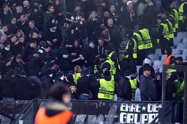 UEFA Europa League, match day 8 - AS Roma vs Eintracht Frankfurt at Olympic Stadium in Rome on 30th January 2025 Rome, Italy 30.01.2025: Clashes between fans in the stands and the arrival of the police during the Uefa Europa League 2024-2025, football match between AS Roma vs Eintracht Frankfurt at Olympic Stadium in Rome. Rome Olympic italy italy Copyright: xmarcoxiacobucci