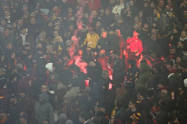 UEFA Europa League, match day 8 - AS Roma vs Eintracht Frankfurt at Olympic Stadium in Rome on 30th January 2025 Rome, Italy 30.01.2025: Clashes between fans in the stands and the arrival of the police during the Uefa Europa League 2024-2025, football match between AS Roma vs Eintracht Frankfurt at Olympic Stadium in Rome. Rome Olympic italy italy Copyright: xmarcoxiacobucci