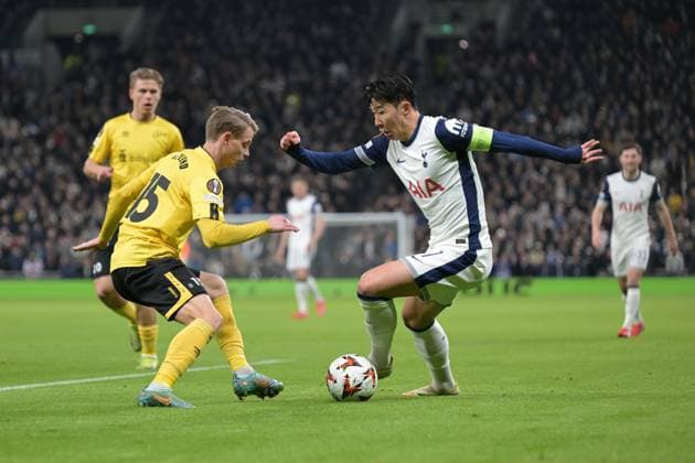 Heung-Min Son of Tottenham Hotspur takes the ball past Simon Hedlund of Elfsborg during the UEFA Europa League match between Tottenham Hotspur and Elfsborg at Tottenham Hotspur Stadium, London, England on 30 January 2025. Copyright: xPhilxHutchinsonx 42460005