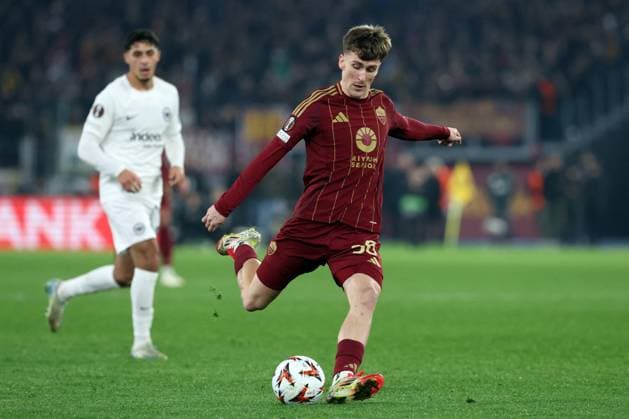 CALCIO - UEFA Europa League - AS Roma vs Eintracht Frankfurt Rome, Italy 30.01.2025: Alexis Saelemaekers of Roma during the Uefa Europa League 2024-2025, football match between AS Roma vs Eintracht Frankfurt at Olympic Stadium in Rome. Rome Italy  Copyright: xIPAxSport ABACAx