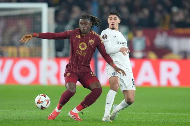 Manu Kone (AS Roma) controls the ball, UEFA Europa League 2024 25 League Phase MD8, AS Roma v Eintracht Frankfurt, Stadio Olimpico, January 30, 2025, Rome, Italy.