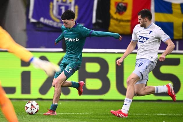 RSC Anderlecht v Hoffenheim - UEFA Europa League ANDERLECHT, BELGIUM - JANUARY 30 : Degreef Tristan midfielder of RSC Anderlecht during the UEFA Europa League 2024 25 League Phase MD8 match between RSC Anderlecht and Hoffenheim on January 30, 2025 in Anderlecht, Belgium, 30 01 2025 Anderlecht Belgium  Copyright: xGvgx