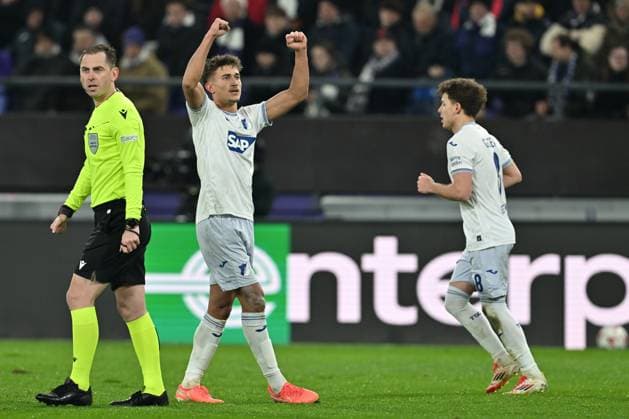 250130 RSC Anderlecht vs TSG Hoffenheim Tom Bischof (7) of Hoffenheim celebrates after scoring the 1-2 goal during the league phase - matchday 8 game in the Uefa Europa League season 2024-2025 between Royal Sporting Club Anderlecht and TSG 1899 Hoffenheim from Germany on January 30 , 2025 in Anderlecht, Belgium. (Photo by David Catry Isosport) Anderlecht Belgium  Copyright: xDavidxCatryx 20250130DC2_1056