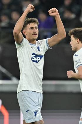 250130 RSC Anderlecht vs TSG Hoffenheim Tom Bischof (7) of Hoffenheim celebrates after scoring the 1-2 goal during the league phase - matchday 8 game in the Uefa Europa League season 2024-2025 between Royal Sporting Club Anderlecht and TSG 1899 Hoffenheim from Germany on January 30 , 2025 in Anderlecht, Belgium. (Photo by David Catry Isosport) Anderlecht Belgium  Copyright: xDavidxCatryx 20250130DC2_1075