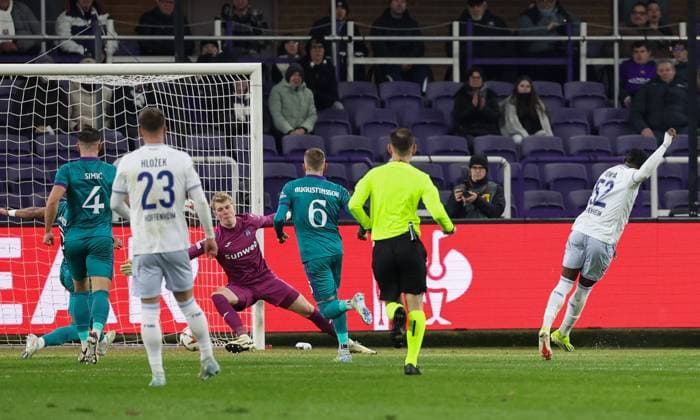 Hoffenheim s David Mokwa scores a goal during a soccer game between Belgian soccer team RSC Anderlecht and German Hoffenheim, Thursday 30 January 2025 in Brussels, on day 8 8 of the group stage of the UEFA Europa League tournament. VIRGINIExLEFOUR  x111487942x