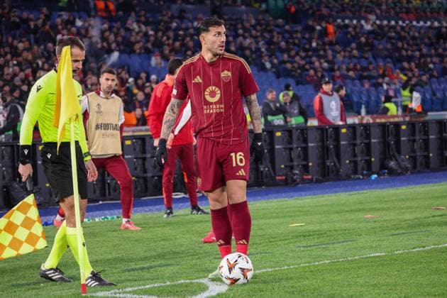 January 31, 2025, Roma, Lazio, ITALY: 30 01 2025 Rome, Stadio Olimpico, football match valid for UEFA Europa League 2024 24 between AS Roma vs Eintracht Frankfurt.In photo: Leandro Pederes of roma AS Roma ITALY - ZUMAs236 20250131_aap_s236_006 Copyright: xFabioxSassox