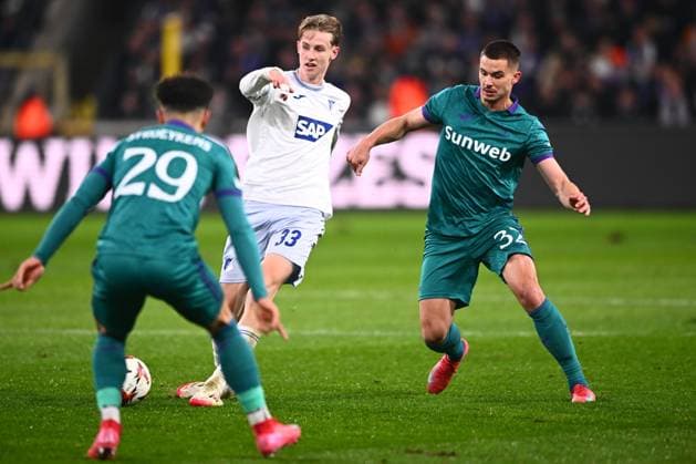 RSC Anderlecht v Hoffenheim - UEFA Europa League ANDERLECHT, BELGIUM - JANUARY 30 : Max Moerstedt of Hoffenheim and Dendoncker Leander defender of RSC Anderlecht during the UEFA Europa League 2024 25 League Phase MD8 match between RSC Anderlecht and Hoffenheim on January 30, 2025 in Anderlecht, Belgium, 30 01 2025 Anderlecht Belgium  Copyright: xGvgx