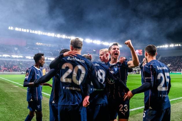 250130 Hugo Bolin of Malmö FF celebrates after scoring the 1 2 goal during the UEFA Europa League football match between Slavia Prague and Malmö FF on January 30, 2025 in Prague Photo Mathilda Ahlberg BILDBYRAN kod MA MA0779 fotboll football soccer fotball uefa europa league europa league slavia prag malmö ff bbeng jubel  Copyright: MATHILDAxAHLBERG BB250130MA103