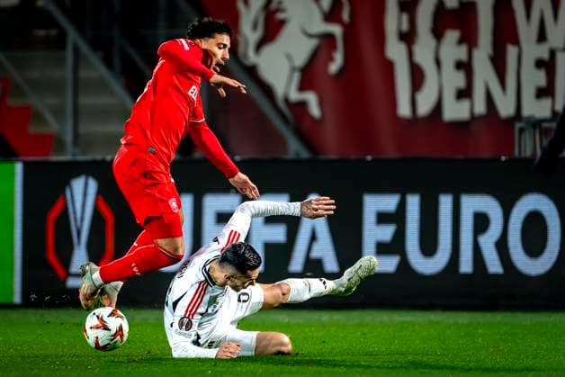 FC Twente forward Sayf Ltaief , Besiktas JK defender Emirhan Topcu during the match Twente Besiktas at the Grolsch Veste for the UEFA Europa League League phase Matchday 8 season 2024 2025 in ENSCHEDE, Netherlands on 30 january 2025, photo by Marcel van Dorst EYE4images Defodi 746 212243 Defodi-746