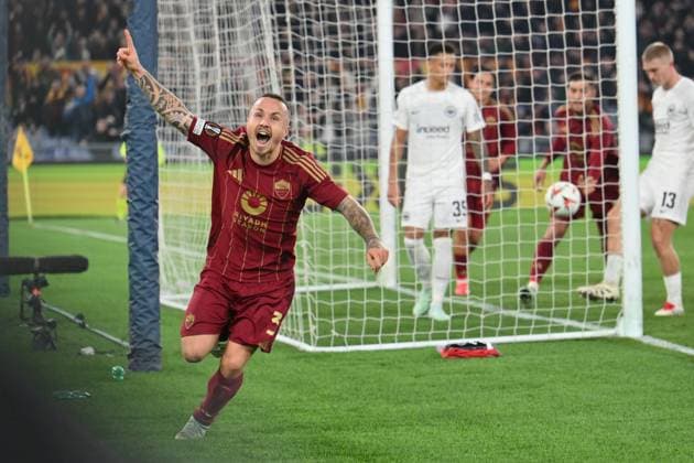 30th January 2025, Stadio Olimpico, Rome, Italy; UEFA Europa League Football; Roma versus Eintracht Frankfurt; Angelino of AS Roma celebrates his goal in the 44th minute for 1-0  ActionPlus12745522 AllShotLive