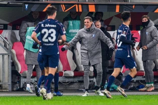 250130 Soren Rieks celebrates after the 1 1 goal by Taha Ali of Malmö FF not in picture during the UEFA Europa League football match between Slavia Prag and Malmö FF on January 30, 2025 in Prague Photo Mathilda Ahlberg BILDBYRAN kod MA MA0779 fotboll football soccer fotball uefa europa league europa league slavia prag malmö ff bbeng bbauto jubel  Copyright: MATHILDAxAHLBERG BB250130MA111