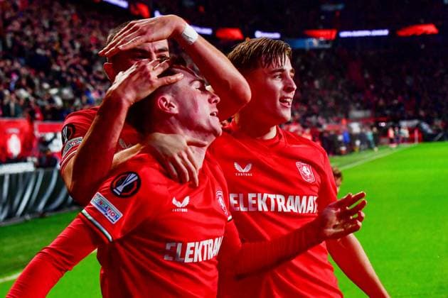 ENSCHEDE, Stadium Grolsch Veste, 30-01-2025 , season 2024 2025 , Europa League during the match Twente - Besiktas FC Twente player Daan Rots celebrates after scoring 1-0 Twente - Besiktas  x27629123x Copyright: