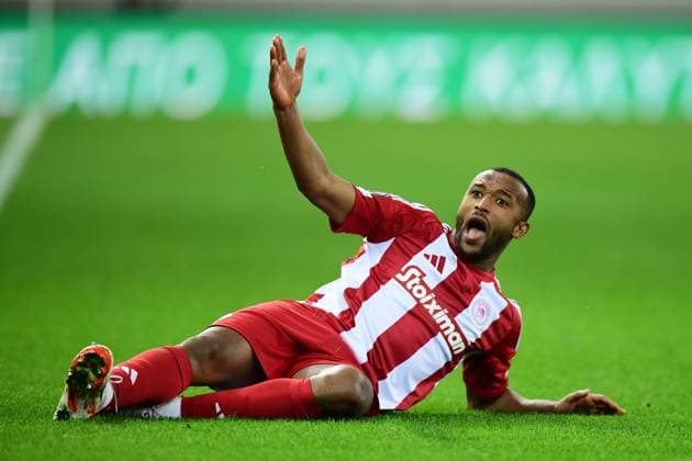 Ayoub El Kaabi of Olympiacos in action during the UEFA Europa League league phase matchdgy 8 soccer match between Olympiacos and Qarabag FK held at Stadium Georgios Karaiskakis in Piraeus, Greece, 30 January 2025. IMAGO ONE INCH PRODUCTIONS PIRAEUS Greece Copyright: xOnexInchxProductionsx 6449742