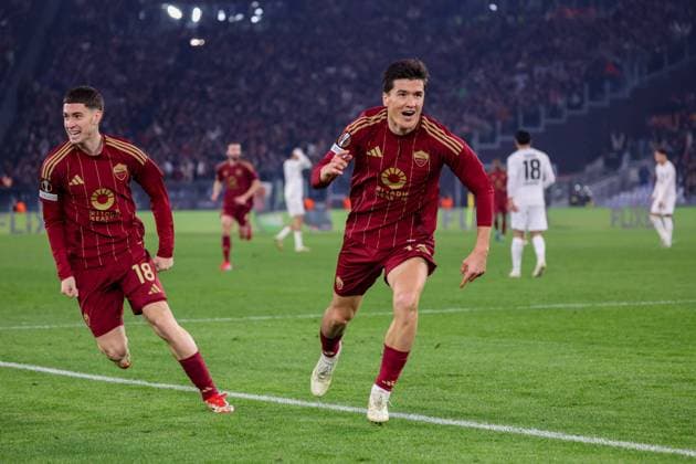 January 31, 2025, Roma, Lazio, ITALY: 30 01 2025 Rome, Stadio Olimpico, football match valid for UEFA Europa League 2024 24 between AS Roma vs Eintracht Frankfurt.In photo: goal the Eldor Shomurodov of Roma AS Roma ITALY - ZUMAs236 20250131_aap_s236_024 Copyright: xFabioxSassox