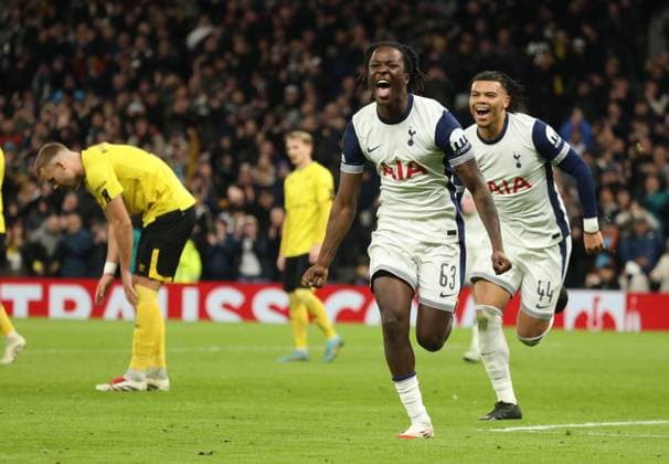 Oyindamola Ajayi (TH) celebrates scoring the second Spurs goal (2-0) with Dane Scarlett (TH) behindat the Tottenham Hotspur v IF Elfsborg UEFA Europa League match, at the Tottenham Hotspur Stadium, London, UK on 30th January, 2025. 
