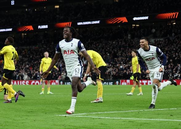 London, England, 30th January 2025. Oyindamola Ajayi of Tottenham Hotspur scoring and celerating his goal during the UEFA Europa League match at the Tottenham Hotspur Stadium, London. Picture credit should read: David Klein Sportimage EDITORIAL USE ONLY. No use with unauthorised audio, video, data, fixture lists, club league logos or live services. Online in-match use limited to 120 images, no video emulation. No use in betting, games or single club league player publications. SPI_045_DK_Tottenham_Elfsborg SPI-3644-0046