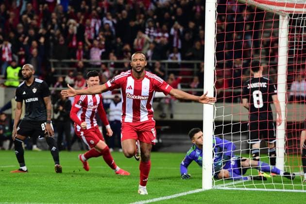 Ayoub El Kaabi of Olympiacos celebrates after scoring during the UEFA Europa League league phase matchdgy 8 soccer match between Olympiacos and Qarabag FK held at Stadium Georgios Karaiskakis in Piraeus, Greece, 30 January 2025. IMAGO ONE INCH PRODUCTIONS PIRAEUS Greece Copyright: xOnexInchxProductionsx 6449885