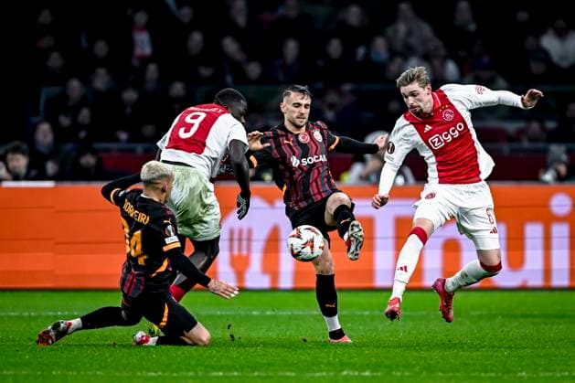 Galatasaray midfielder Lucas Torreira, AFC Ajax Amsterdam forwarder Brian Brobbey, AFC Ajax Amsterdam forwarder Mika Godts, AFC Ajax Amsterdam midfielder Kenneth Taylor, during the match Ajax Galatasaray at the Johan Cruijff ArenA for the UEFA Europa League League phase Matchday 8 season 2024 2025 in AMSTERDAM, Netherlands on 30 januari 2025, photo by Stefan Koops EYE4images DeFodi Images Defodi 746 212333 Defodi-746