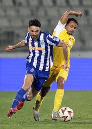 30.01.2025 Belgrade(Serbia) FC Maccabi Tel Aviv- FC Porto Uefa Europa League men s football Joao Mario(L) FC Porto,Weslley Patati (R) Maccabi Tel Aviv :