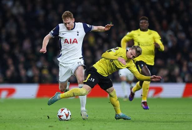 Dejan Kulusevski of Tottenham Hotspur and Simon Hedlund of Elfsborg Tottenham Hotspur v Elfsborg, UEFA Europa League, Group Stage, Football, Tottenham Hotspur Stadium, London, UK - 30 Jan 2025 EDITORIAL USE ONLY No use with unauthorised audio, video, data, fixture lists, club league logos or live services. Online in-match use limited to 120 images, no video emulation. No use in betting, games or single club league player publications. Copyright: xShutterstockx 15123155ce