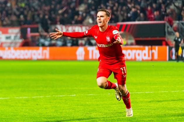 ENSCHEDE, Stadium Grolsch Veste, 30-01-2025 , season 2024 2025 , Europa League during the match Twente - Besiktas FC Twente player Daan Rots scores 1-0 Twente - Besiktas  x27631565x Copyright: