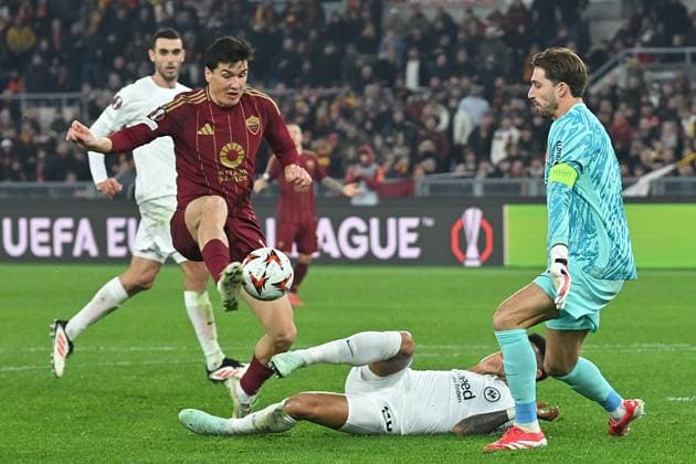 Soccer, Europa League qualifying round , AS Roma v Eintracht Frankfurt Eldor Shomurodov of AS Roma scores his goal during the Europa League qualifying round - 8th leg match between AS Roma v Eintracht Frankfurt at Olympic stadium Copyright: xImago-Images Emmefotox
