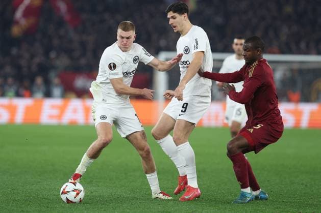 CALCIO - UEFA Europa League - AS Roma vs Eintracht Frankfurt Rome, Italy 30.01.2025: Rasmus Kristensen of Eintracht Frankfurt, Igor Matanovic of Eintracht Frankfurt, Evan Ndicka of Roma during the Uefa Europa League 2024-2025, football match between AS Roma vs Eintracht Frankfurt at Olympic Stadium in Rome. Rome Italy  Copyright: xIPAxSport ABACAx